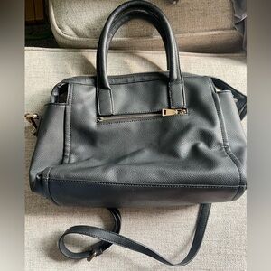 Black purse lightly used